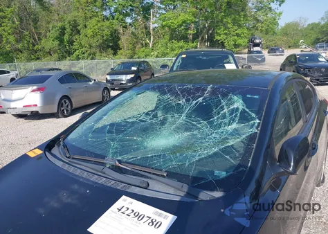 2011 Hyundai Elantra Gls (Ulsan Plant) from USA, damaged, VIN KMHDH4AE2BU102080